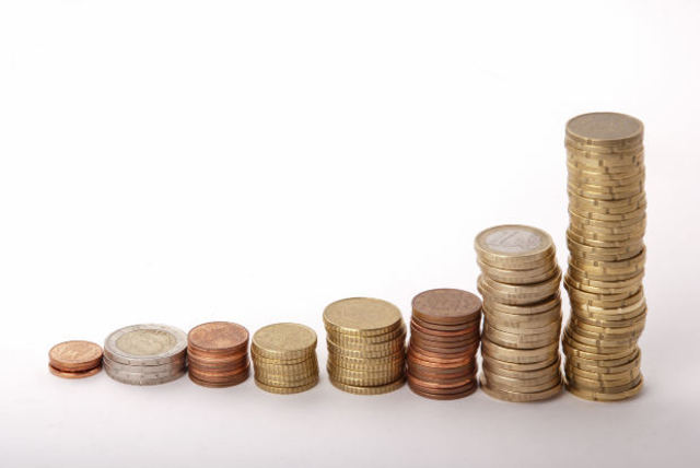 Pip and Herbert Count Their Debts