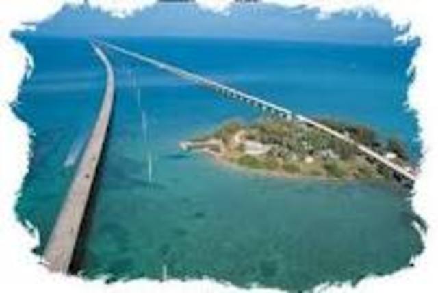 The first Canadian troops sent overseas participate in the Boer War in South Africa.