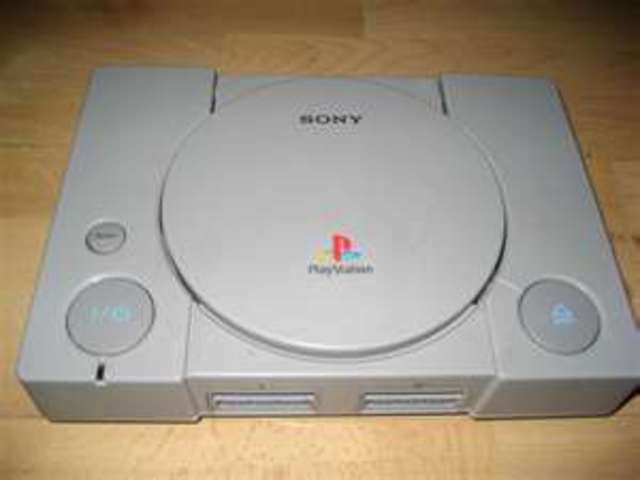 Es crea la Play Station