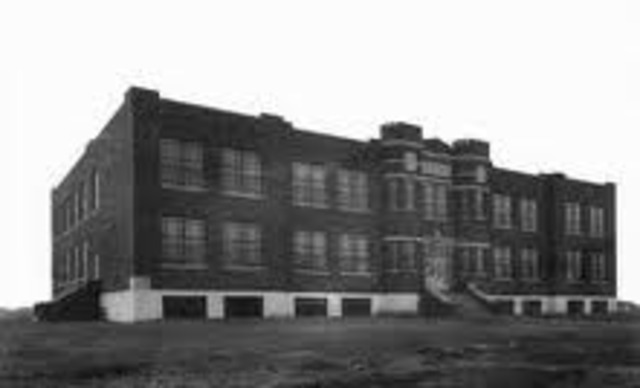 Helen and Sullivan move to New York