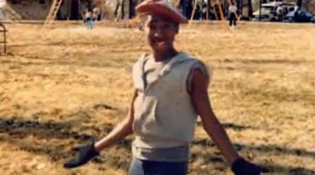 Tupac enrolls in Harlem's 127th Street Repertory Ensemble