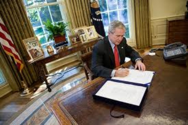 Bush signs executive order