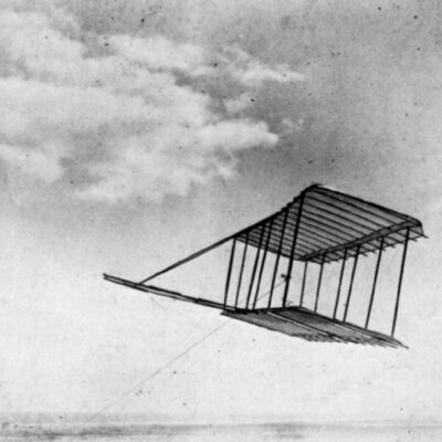 Timeline: The Past of Airplanes