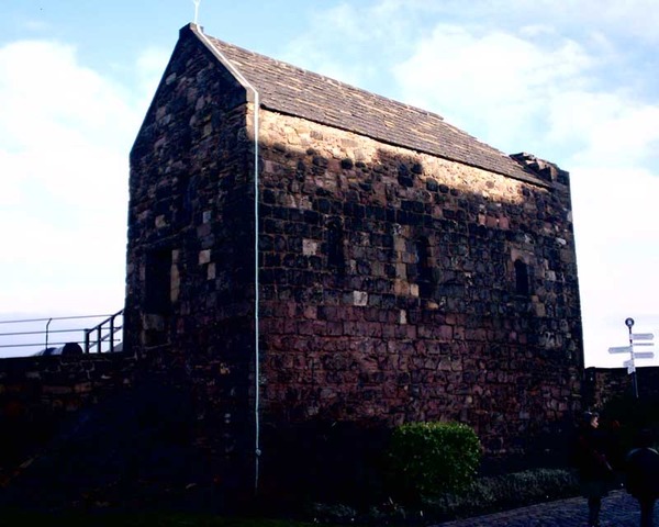 David I add's onto the castle