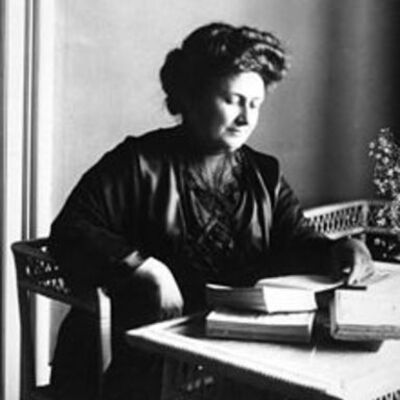 Timeline: Maria Montessori