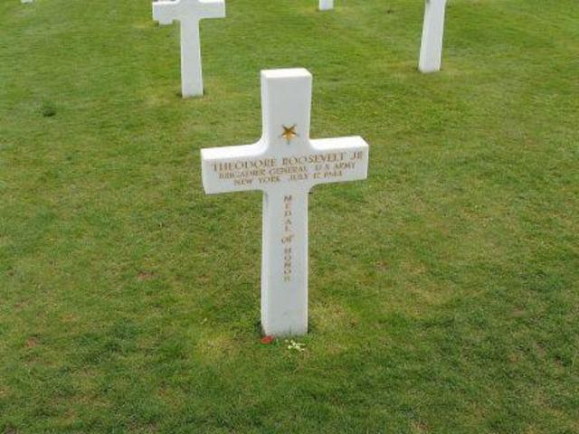 Theodore Roosevelt Dies