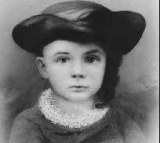 Henry Ford born in Dearborn, Michigan, United States