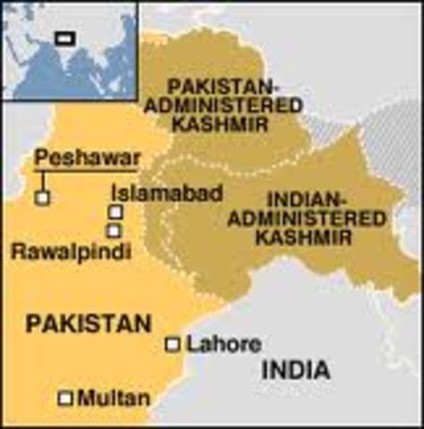 Bin Laden moves to Peshawar