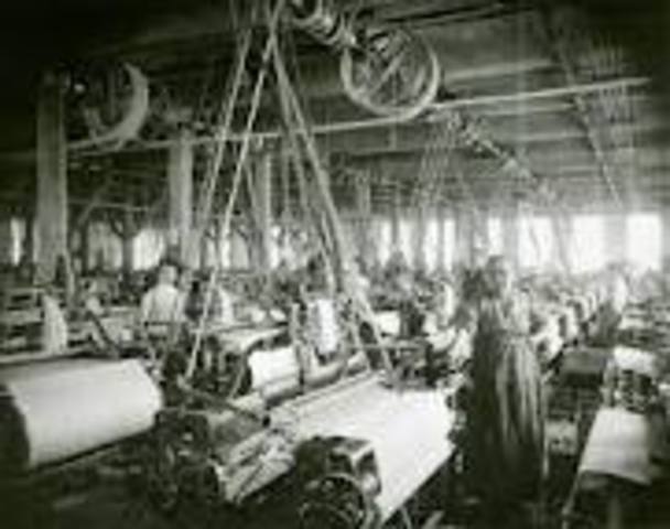 First textile factory built in the USA