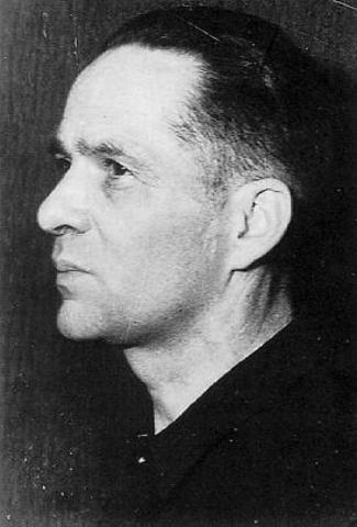 Rudolf Hoss is arrested