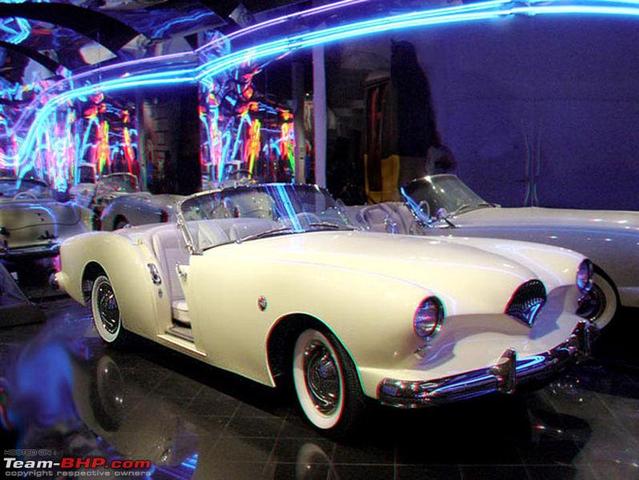 Fiberglass body construction