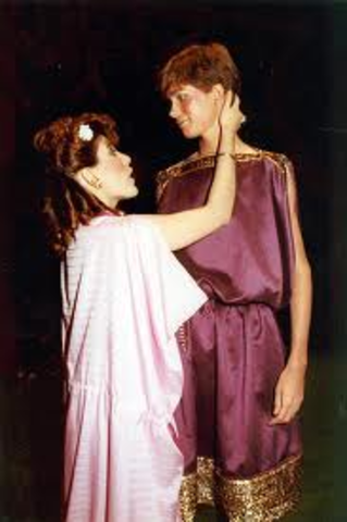 Hermia and Lysander PLan To Run Away