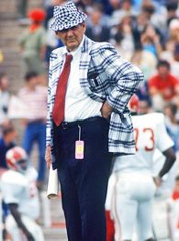 Plays for Legendary "Bear" Bryant Alabama Football Coach