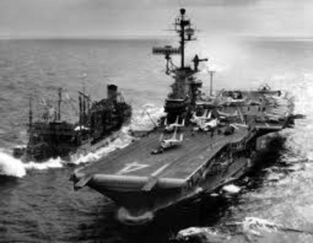 US warships visit Japan.