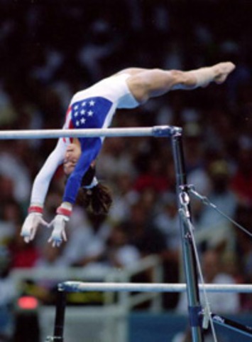 Dominique Moceanu junior national champion