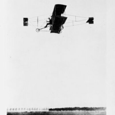 Timeline: Famous Aviators