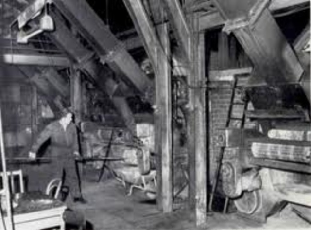 First texttile factory built in the USA