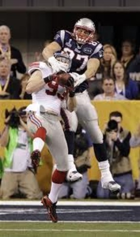 Enters Superbowl Against Giants with 2 catches for 26 yards in the 21-17 loss.