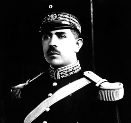 Lazaro Cardenas becomes President