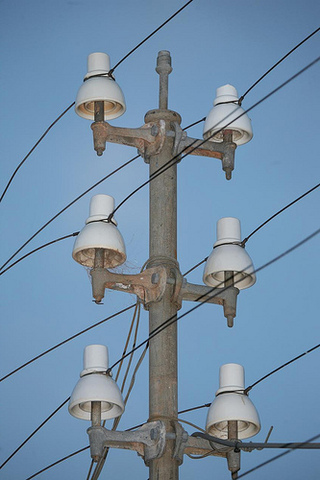 Overland Telegraph connects Australia to Asia