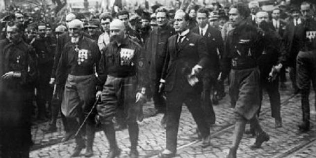 Benito Mussolini alcanzó el poder