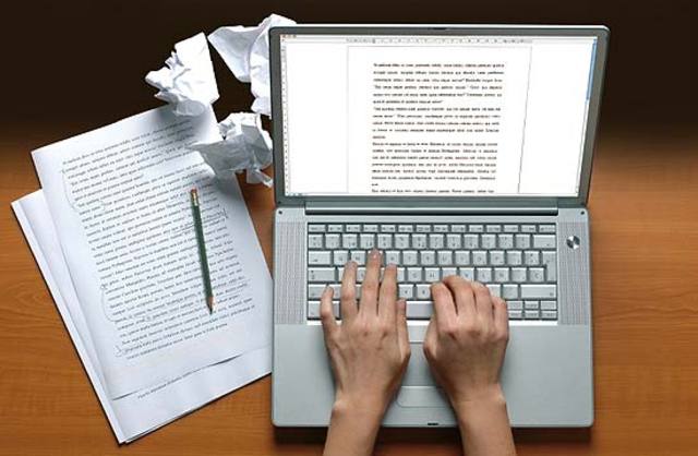 Juliana started writing her first novel