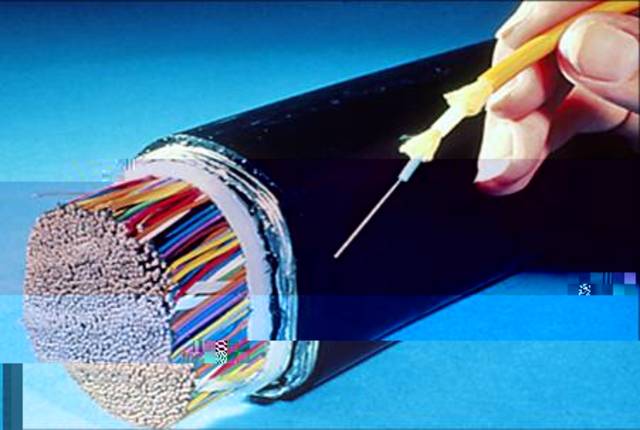 Origen de la fibra óptica.