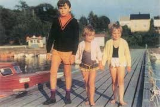 Ophelia Magdelena Dahl is born