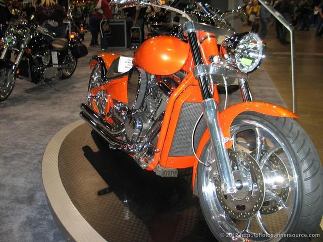 Kawasaki Vulcan 2000