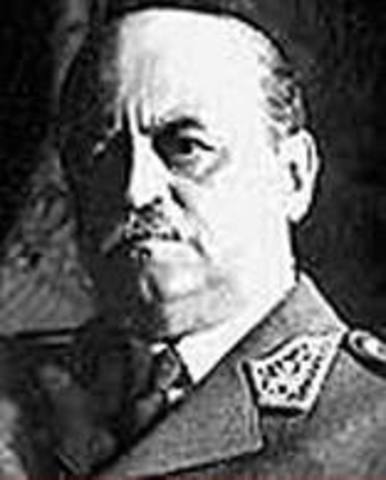 Óscar Raimundo Benavides Larrea