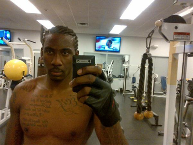 Amare gets cornrows