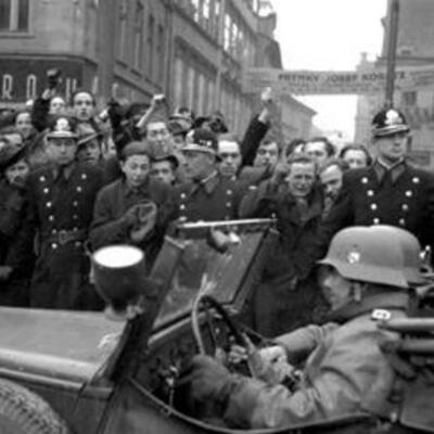 Timeline: Hitler's Annexation of Czechoslovakia