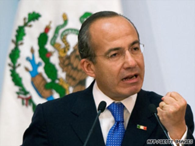 Felipe Calderon Becomes President