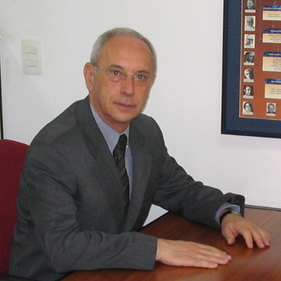 Timeline: Percurso docente de Cláudio Tordino