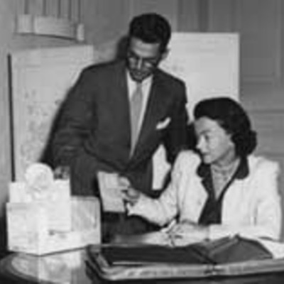 Timeline: marion donovan