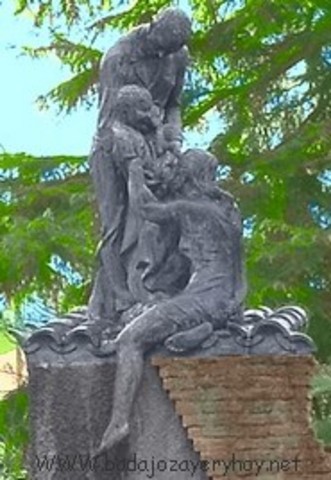 Monumento a las víctimas de la Ríada
