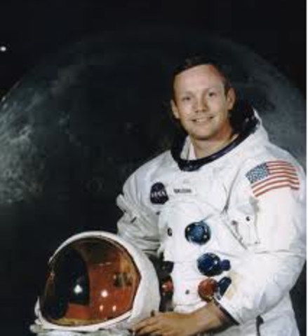 FIrst man lands on the moon