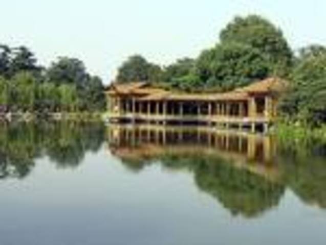 I went to Hangzhou.
