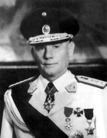 Nicolas Lindley Lopez