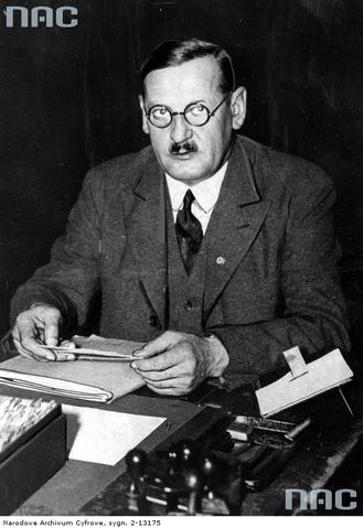 Party found & led by Anton Drexler