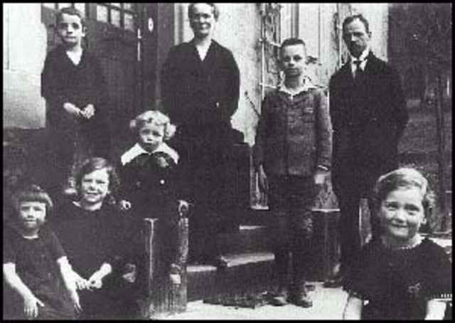 Umzug der Familie nach Ulm