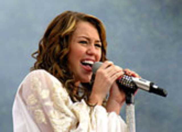 Hannah Montana Comes on TV