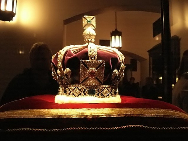 Victoria is given the title Empress of India