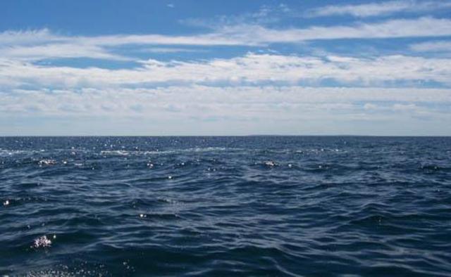 Amelia crosses the atlantic.