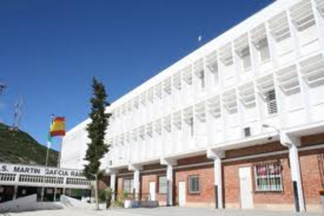 Volvi a mi antiguo IES, para obtener el bachiller.