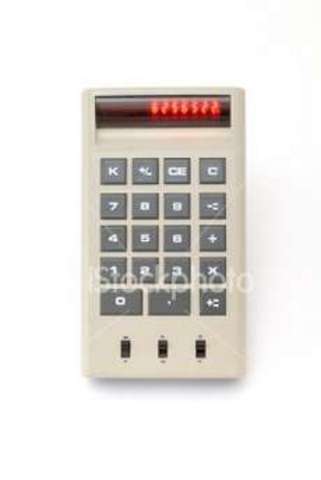 Primera calculadora de bolsillo