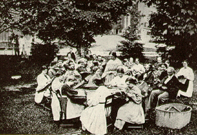 Oneida Community- Family Structue (2nd Great Awakening)