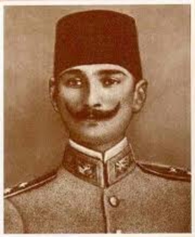 He graduated from Istanbul Military School as a lieutenant