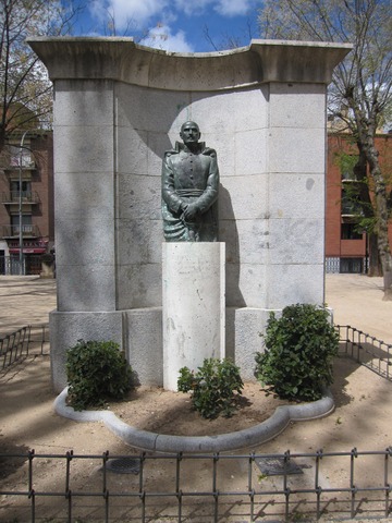 Monumento al General Pedro Vives Vich