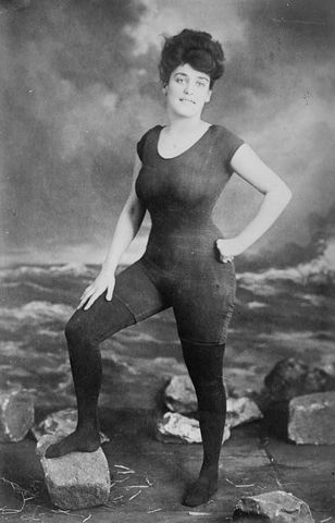 Annette Kellerman became first women to attempt to swim English Channel